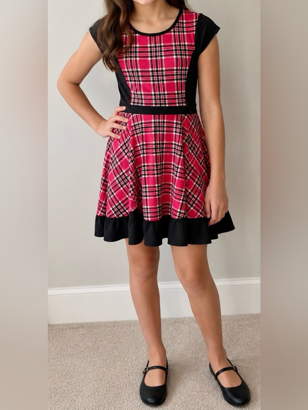 2 Tween Girls Red & Black Plaid Fit and Flare Dress Size 12